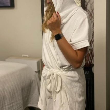 Large Kimono Hooded Bath Robes - Image 2