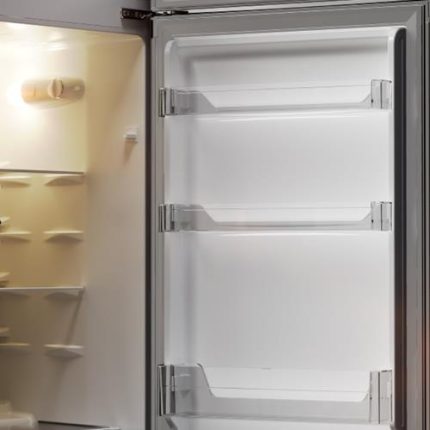 7.3 cu ft Top Mount Refrigerator - Image 4